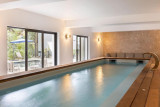 piscine intérieure